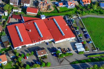 Schrägluftbild von Schneider Treppen GmbH, ICON GmbH Messebau im Ortsteil Stupferich in Karlsruhe im Bundesland Baden-Württemberg, Deutschland