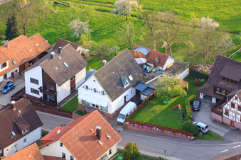 Brunnenstr im Ortsteil Völkersbach in Malsch im Bundesland Baden-Württemberg, Deutschland von oben
