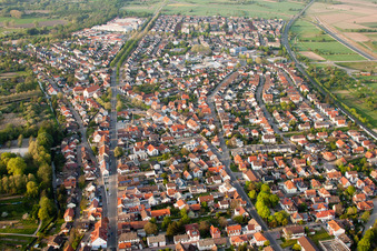 Speyerer Straße in Durmersheim im Bundesland Baden-Württemberg, Deutschland