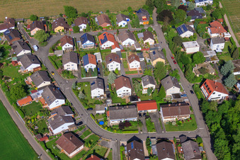 Luftaufnahme von Am Großgarten im Ortsteil Mörzheim in Landau in der Pfalz im Bundesland Rheinland-Pfalz, Deutschland
