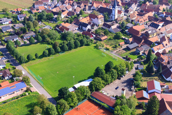 Fußballplatz Mörzheim in Landau in der Pfalz im Bundesland Rheinland-Pfalz, Deutschland