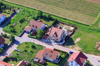 Drohnenaufname von Im Erbsenfeld im Ortsteil Mörzheim in Landau in der Pfalz im Bundesland Rheinland-Pfalz, Deutschland