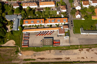 Busdepot an der Paul-von-Denis-Straße in Landau in der Pfalz im Bundesland Rheinland-Pfalz, Deutschland