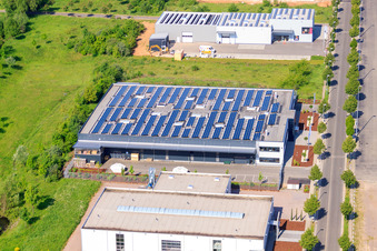 JuRec-IT Social & Green Remarketing GmbH Lise-Meitner-Straße im Ortsteil Queichheim in Landau in der Pfalz im Bundesland Rheinland-Pfalz, Deutschland