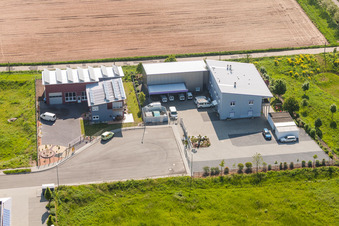 Gewerbegebiet und Firmenansiedlung mit LUPUS-Electronics im Ortsteil Queichheim in Landau in der Pfalz im Bundesland Rheinland-Pfalz, Deutschland