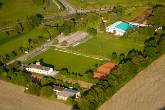 Wolfartsweier, Sportplatz in Karlsruhe im Bundesland Baden-Württemberg, Deutschland