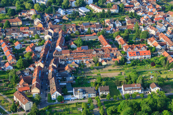 Tiroler Straße im Ortsteil Aue im Ortsteil Durlach in Karlsruhe im Bundesland Baden-Württemberg, Deutschland