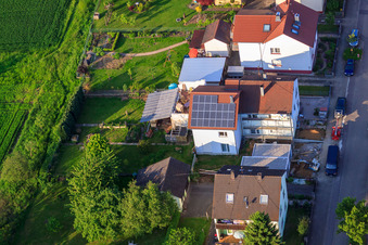 KITA Mäusenest im Ortsteil Stupferich in Karlsruhe im Bundesland Baden-Württemberg, Deutschland aus der Luft
