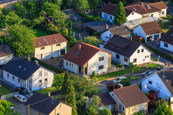 Ortsteil Stupferich in Karlsruhe im Bundesland Baden-Württemberg, Deutschland aus der Luft