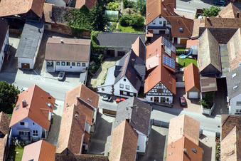 Hauptstr in Neupotz im Bundesland Rheinland-Pfalz, Deutschland