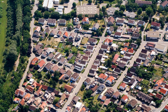 Wörthstr im Ortsteil Leopoldshafen in Eggenstein-Leopoldshafen im Bundesland Baden-Württemberg, Deutschland