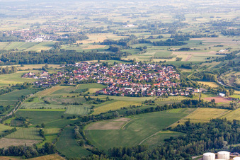 Dorfansicht im Ortsteil Leutesheim in Kehl im Bundesland Baden-Württemberg, Deutschland