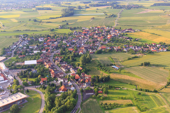 Dorfansicht von Süden im Ortsteil Linx in Rheinau im Bundesland Baden-Württemberg, Deutschland