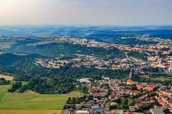 Industriegebiet Zweibrücker Straße aus Süden in Pirmasens im Bundesland Rheinland-Pfalz, Deutschland