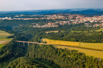 Talbrücke der Kraftfahrstr in Pirmasens im Bundesland Rheinland-Pfalz, Deutschland