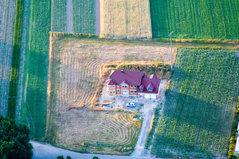 Industriegebiet, Villa Hinkelstein in Hatzenbühl im Bundesland Rheinland-Pfalz, Deutschland