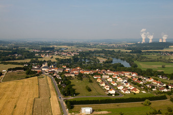 Luftaufnahme von Berg-sur-Moselle, Frankreich