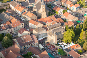 Mittelaltermarkt in Rodemack in Grand Est im Bundesland Moselle, Frankreich