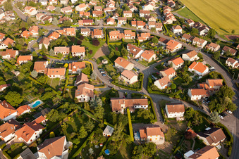 Luftbild von Manom im Bundesland Moselle, Frankreich