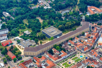 Unicampus FTSK Germersheim Fachbereich 06 - Translations-, Sprach- und Kulturwissenschaft (FTSK) - Johannes Gutenberg-Universität Mainz im Bundesland Rheinland-Pfalz, Deutschland