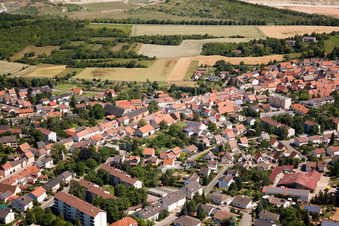 Heinrich-Heine-Straße in Göllheim im Bundesland Rheinland-Pfalz, Deutschland