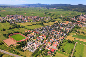 Sportplatz des TSG 1849 Deidesheim e.V im Bundesland Rheinland-Pfalz, Deutschland