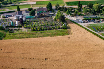 Luftbild von Gartenzeiten Schwarz im Ortsteil Bodersweier in Kehl im Bundesland Baden-Württemberg, Deutschland