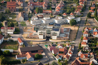 Bischwiller im Bundesland Bas-Rhin, Frankreich von einer Drohne aus