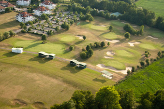Soufflenheim , Golfclub Soufflenheim Baden-Baden im Bundesland Bas-Rhin, Frankreich aus der Drohnenperspektive