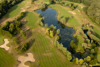 Drohnenbild von Soufflenheim , Golfclub Soufflenheim Baden-Baden im Bundesland Bas-Rhin, Frankreich