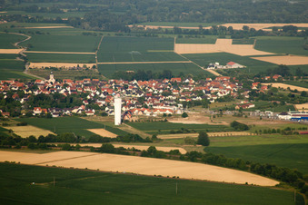 Luftbild von Roeschwoog von Westen in Rœschwoog im Bundesland Bas-Rhin, Frankreich