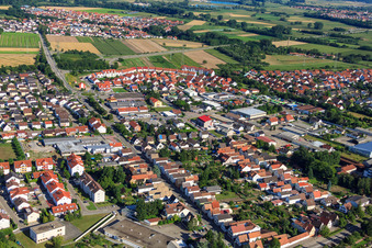 Kuhharder Straße in Rülzheim im Bundesland Rheinland-Pfalz, Deutschland