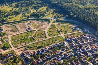 Vogelring im Neubaugebiet in Jockgrim im Bundesland Rheinland-Pfalz, Deutschland