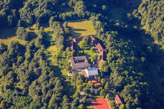 Evang. Trifels Gymnasium in Annweiler am Trifels im Bundesland Rheinland-Pfalz, Deutschland