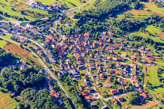 Dorf im Pfälzerwald von Norden in Völkersweiler im Bundesland Rheinland-Pfalz, Deutschland