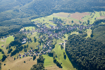 Luftbild von Wingen, Petit Wingen im Bundesland Bas-Rhin, Frankreich