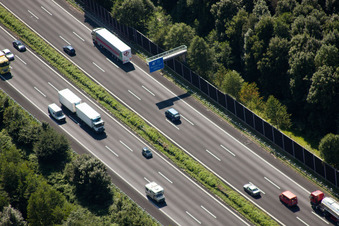 A5 bei Rastatt im Ortsteil Niederbühl im Bundesland Baden-Württemberg, Deutschland