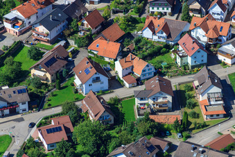 Gartenstraße und Mattenweg im Ortsteil Gallenbach in Baden-Baden im Bundesland Baden-Württemberg, Deutschland