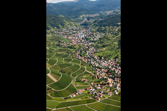 Panorama vom Ortsbereich und der Umgebung im Ortsteil Untertal in Bühlertal im Bundesland Baden-Württemberg, Deutschland