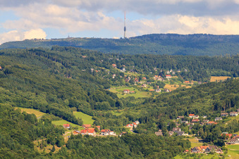 Hornisgrinde im Hintergrund im Ortsteil Brandmatt in Sasbachwalden im Bundesland Baden-Württemberg, Deutschland