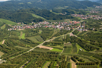 Luftbild von Renchtal von Nordwesten im Ortsteil Haslach in Oberkirch im Bundesland Baden-Württemberg, Deutschland