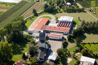 Kraewa GmbH. Theodor Walz Kunst u. Kundenmühle im Ortsteil Erlach in Renchen im Bundesland Baden-Württemberg, Deutschland