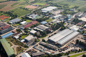 Industriegebiet Industriestr im Ortsteil Hatzenweier in Ottersweier im Bundesland Baden-Württemberg, Deutschland