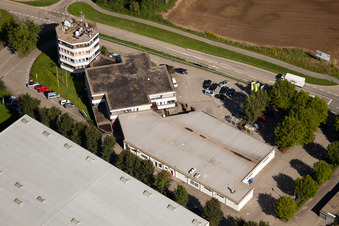 Luftbild von Gewerbegebiet, Verlag für Technik u. Handwerk GmbH im Ortsteil Haueneberstein in Baden-Baden im Bundesland Baden-Württemberg, Deutschland