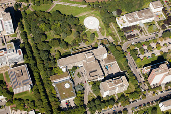 Karlsruhe, Steinhäuserstraße Sankt Vincentius - Klinik und Sankt Marien - Klinik im Ortsteil Südweststadt im Bundesland Baden-Württemberg, Deutschland