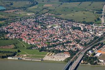 Maximiliansau von Nordosten in Wörth am Rhein im Bundesland Rheinland-Pfalz, Deutschland