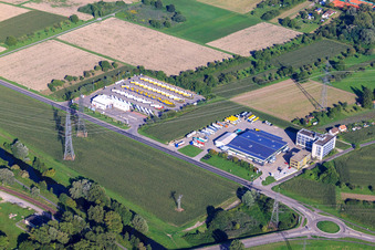 Essostraße, Ilzhöfer Tankspedition GmbH, BayWA AG im Ortsteil Knielingen in Karlsruhe im Bundesland Baden-Württemberg, Deutschland