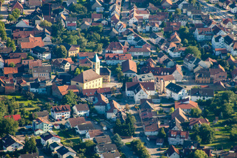 Ludwigskirche in der Ortsmitte im Ortsteil Langensteinbach in Karlsbad im Bundesland Baden-Württemberg, Deutschland