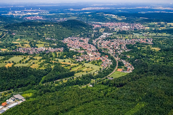 Söllingen von Südosten in Pfinztal im Bundesland Baden-Württemberg, Deutschland