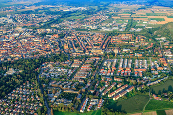 Luftbild von Lazarettstraße und Cornichonstr in Landau in der Pfalz im Bundesland Rheinland-Pfalz, Deutschland